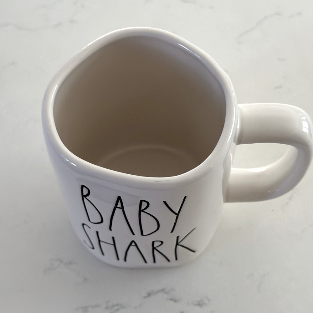 RAE DUNN - BABY SHARK mug 💙 - Perfect for your morning coffee or tea! ☕️ - Picture 2 of 4